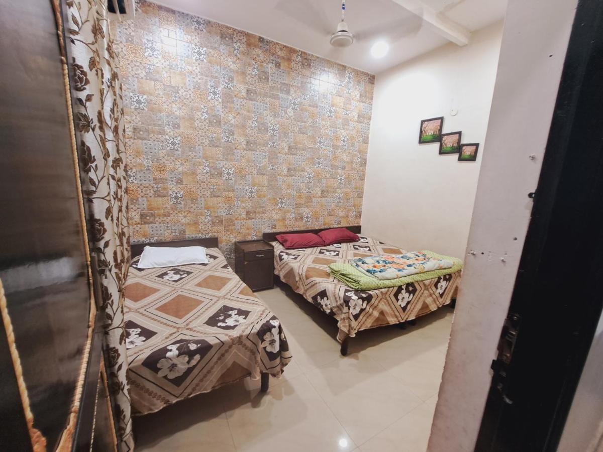 Sufi Khandar Home Stay Нью-Дели Экстерьер фото