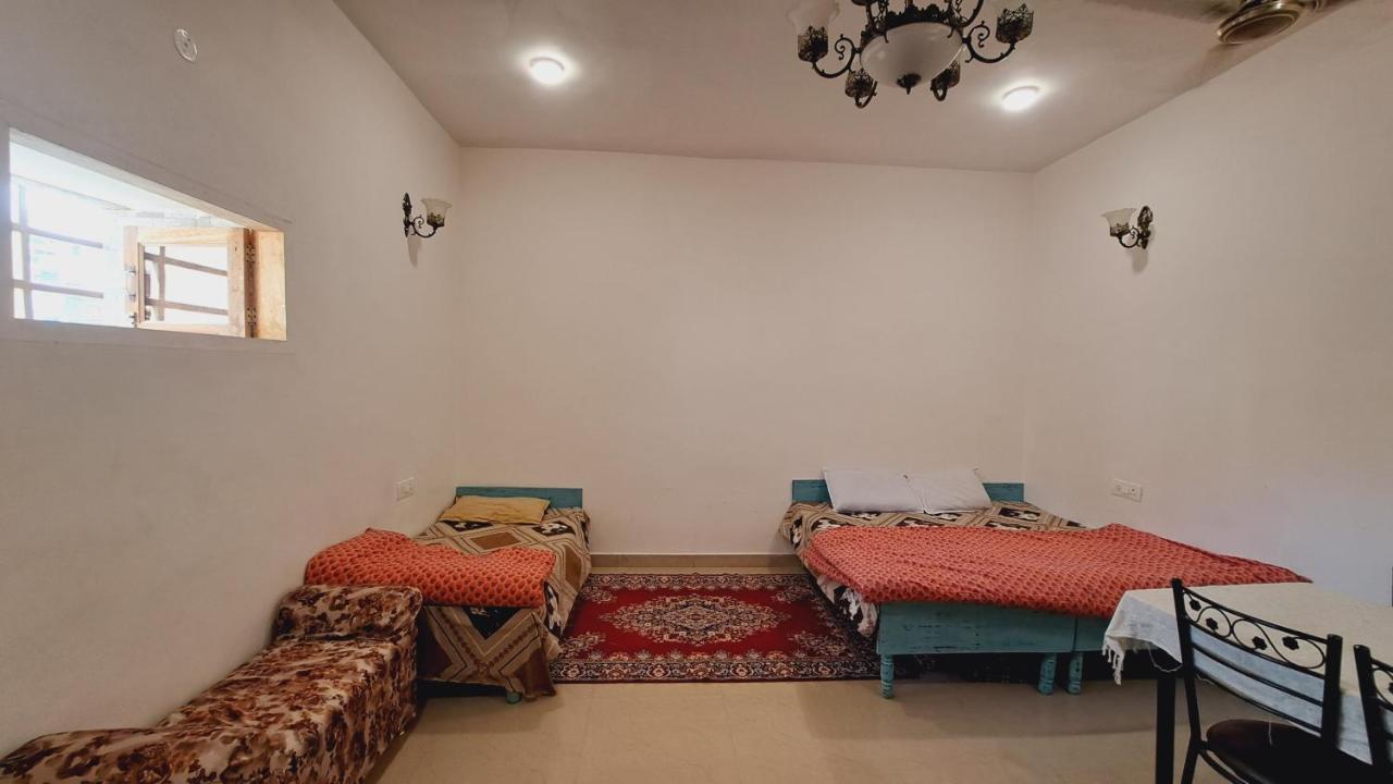 Sufi Khandar Home Stay Нью-Дели Экстерьер фото