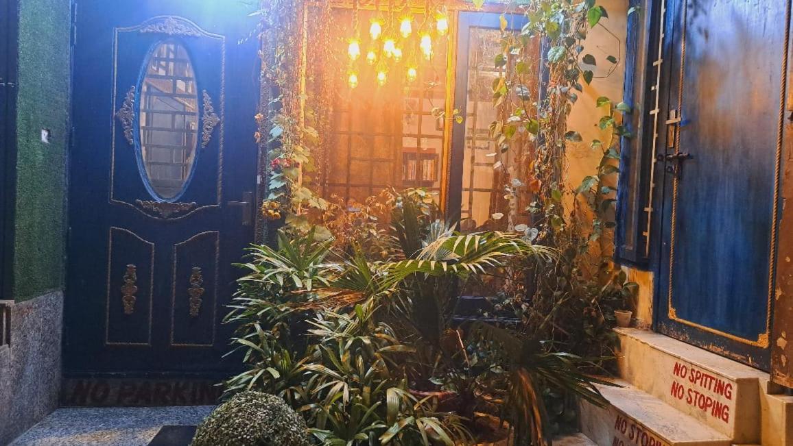 Sufi Khandar Home Stay Нью-Дели Экстерьер фото
