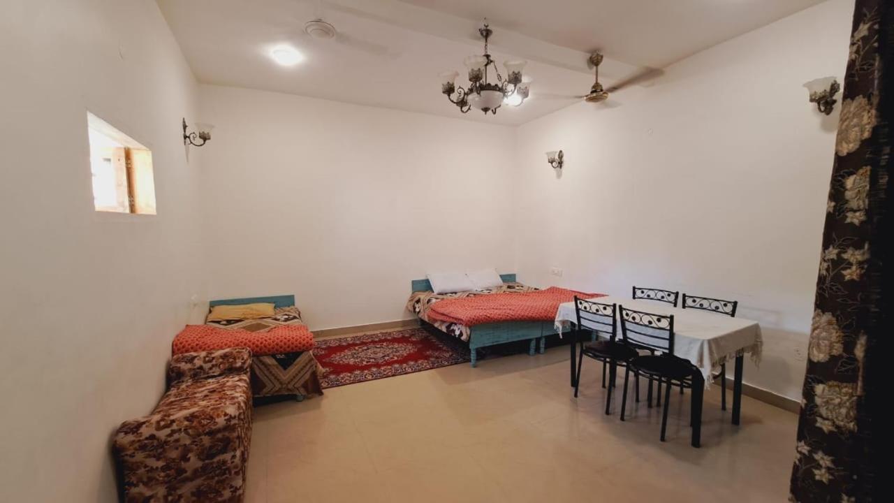 Sufi Khandar Home Stay Нью-Дели Экстерьер фото