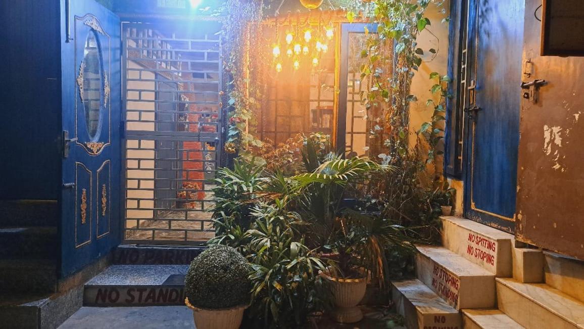 Sufi Khandar Home Stay Нью-Дели Экстерьер фото